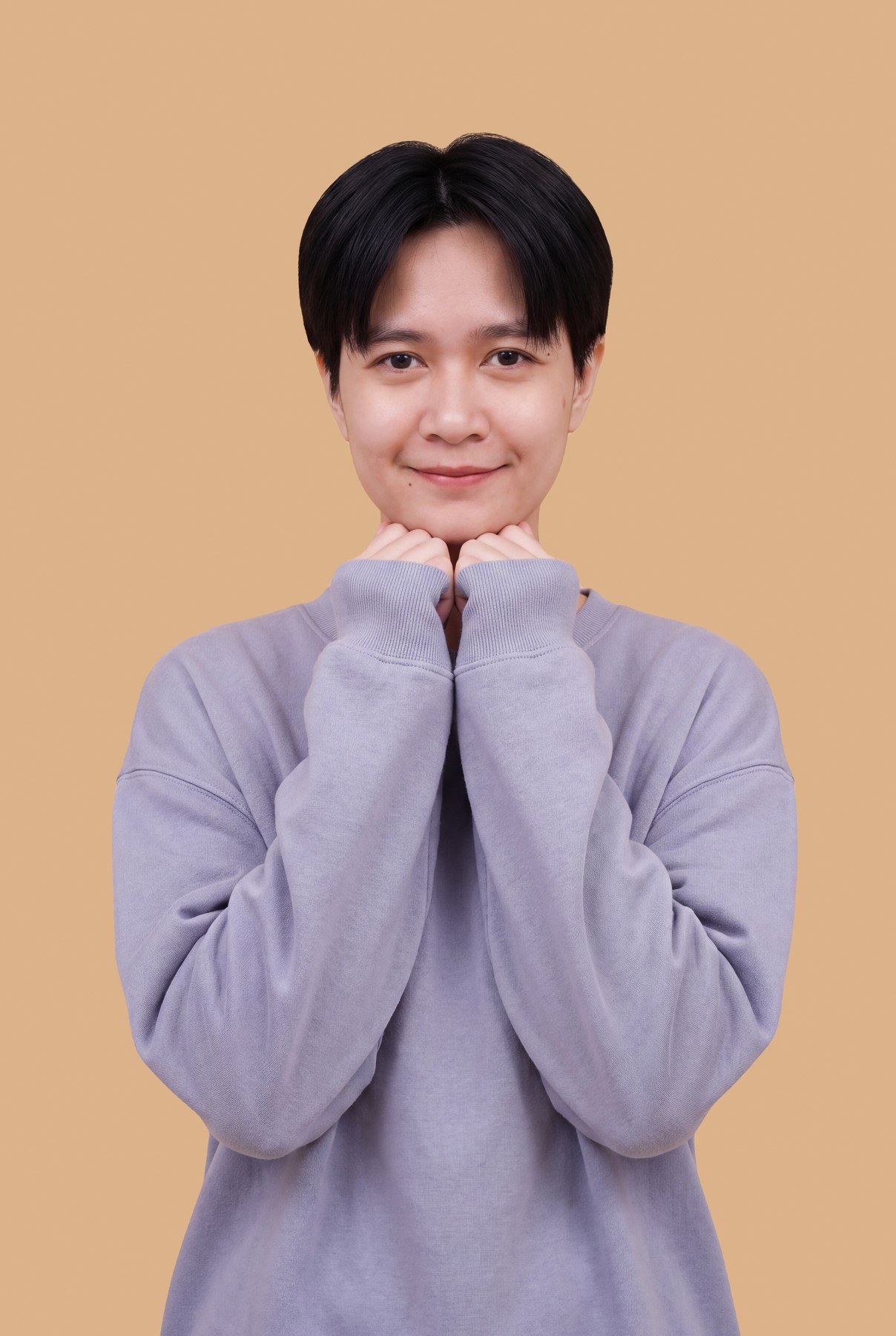 A2 cheeky · Sweater-Paws Under Chin